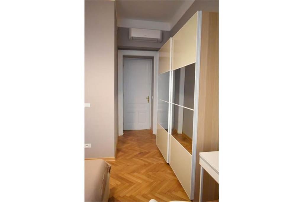 Residence Montanelli Triest Exterior foto