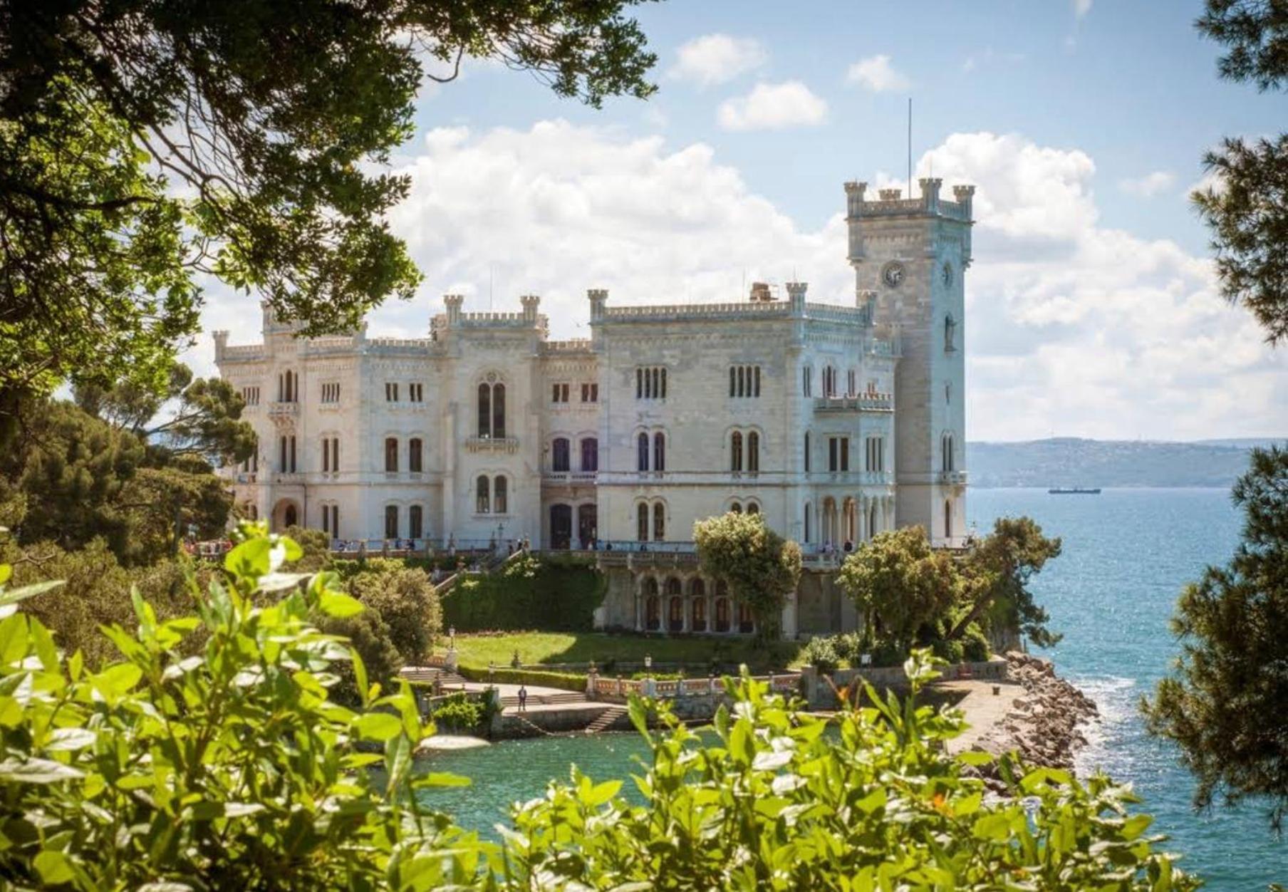 Residence Montanelli Triest Exterior foto